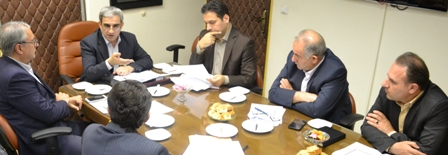 جلسه پیگیری و هماهنگی ابلاغ تفاهم نامه توسعه بنگاه های خرد، کوچک و متوسط در استان گیلان برگزار شد